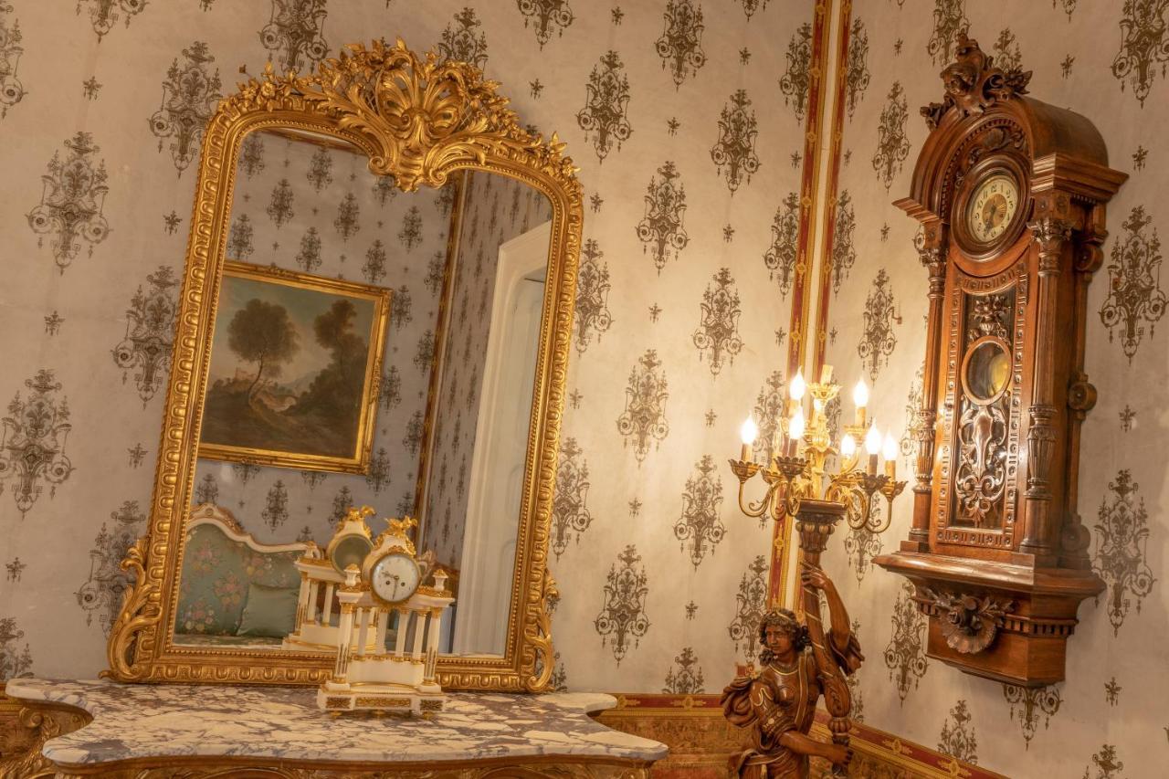 Il Cavaliere Al Borgo Antico Hotel Copertino Bagian luar foto