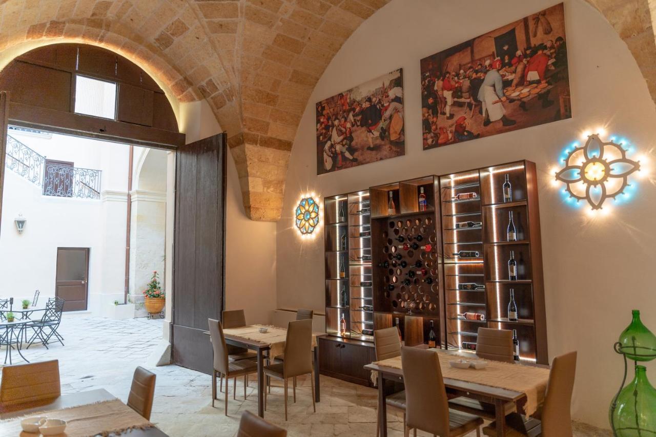 Il Cavaliere Al Borgo Antico Hotel Copertino Bagian luar foto